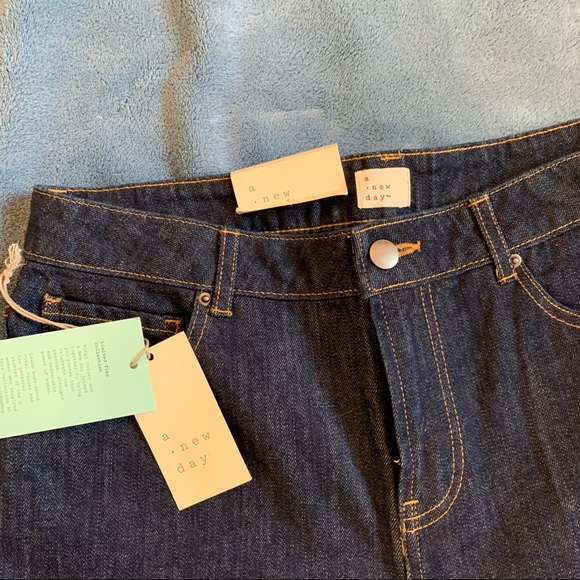 NWT Stretch Skinny Jeans - Picture 4 of 4